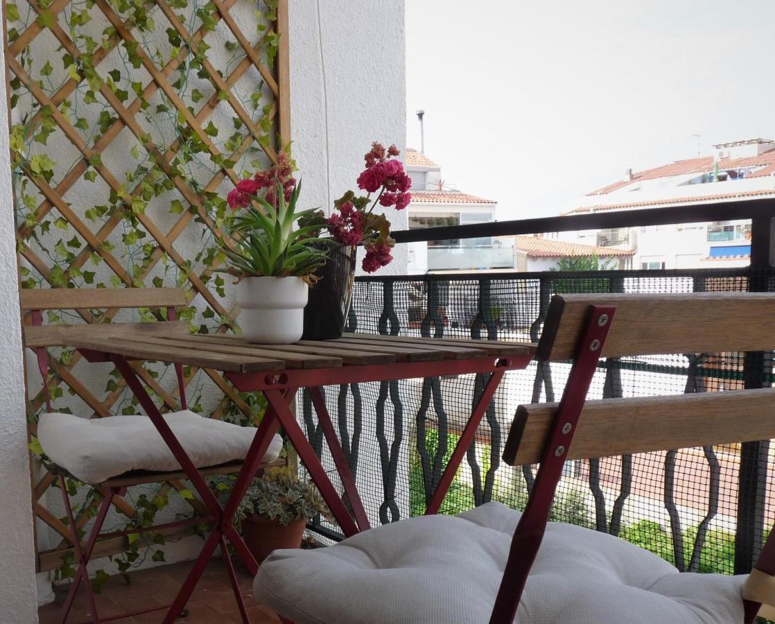 Apartamento Dayok Costa Barcelona Apartman Malgrat de Mar Kültér fotó